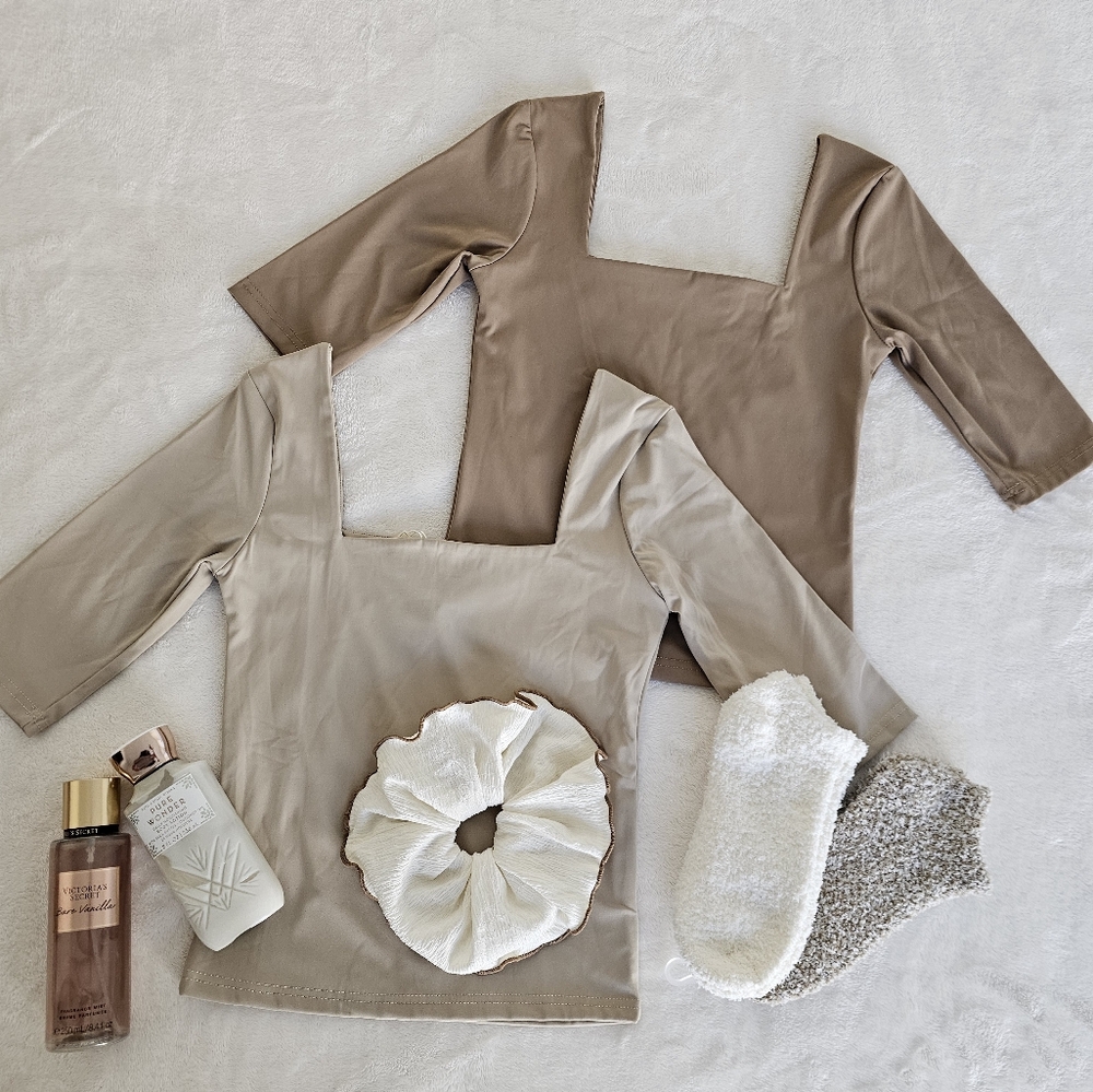 Lizette Collection Fall Tops - Picture 5 of 11